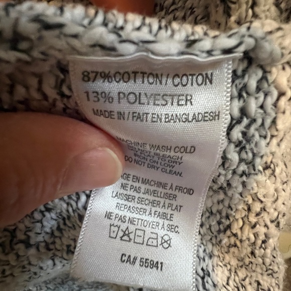 Harlow Knit Wrap Cape - Picture 7 of 7